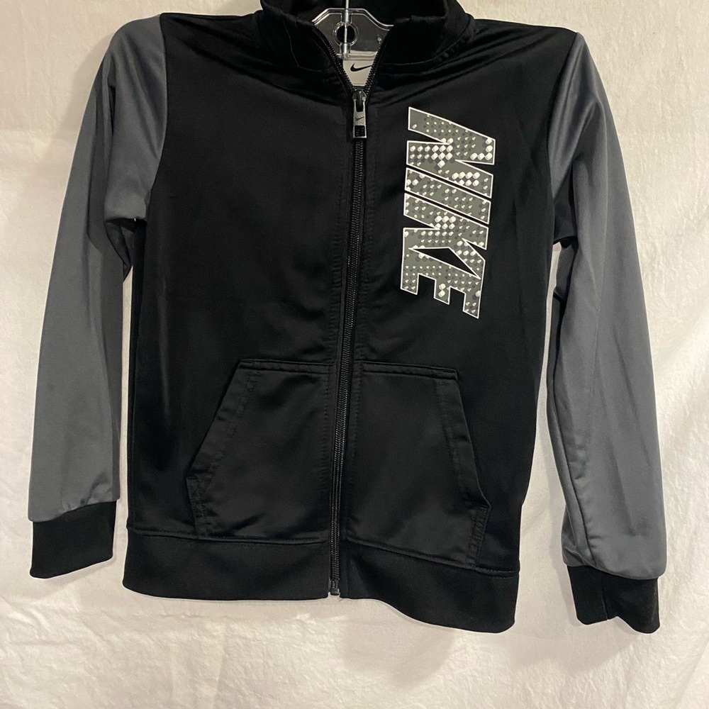 Nike  Medium Kids Black and Gray Jacket